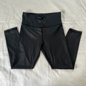 Zyia Active Charcoal Gray 3/4 Length High Rise Athletic Leggings | Size M/8-10